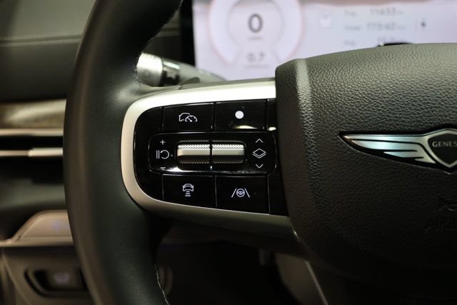 Used 2025 Genesis GV80 3.5T Advanced AWD/4WD image 22
