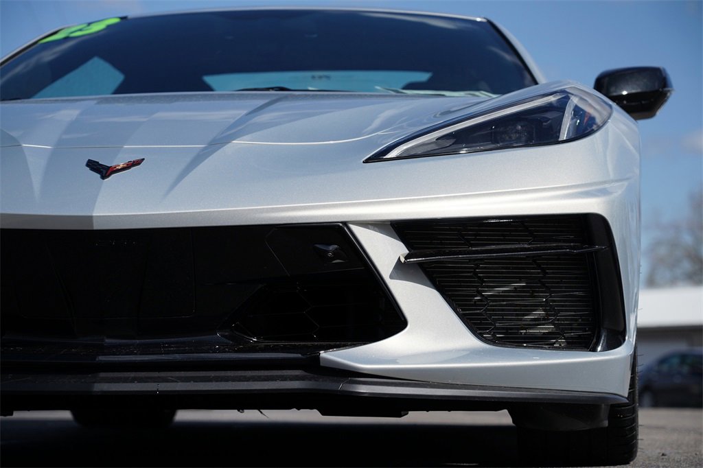 Used 2023 Chevrolet Corvette Stingray Premium Conv w/ Z51 Performance Package image 27
