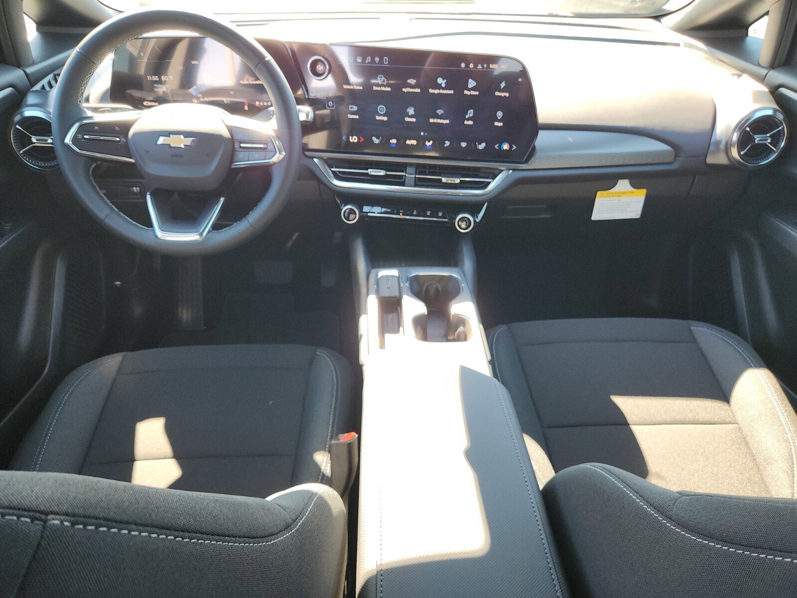 New 2026 Chevrolet Equinox EV LT image 8