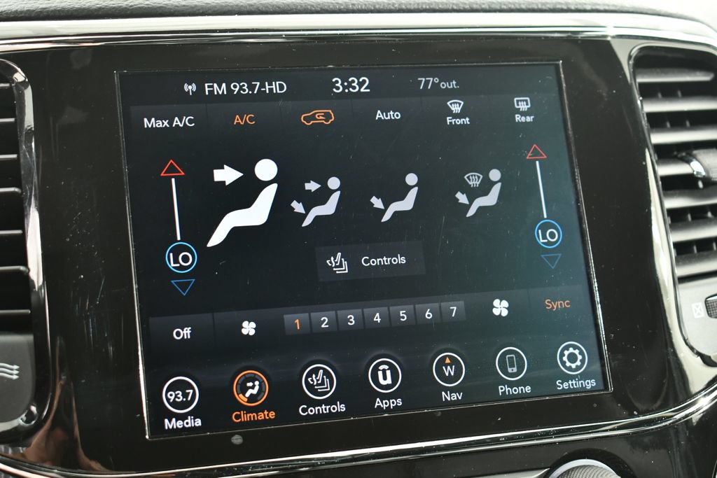 Used 2021 Jeep Grand Cherokee Laredo X AWD/4WD image 28