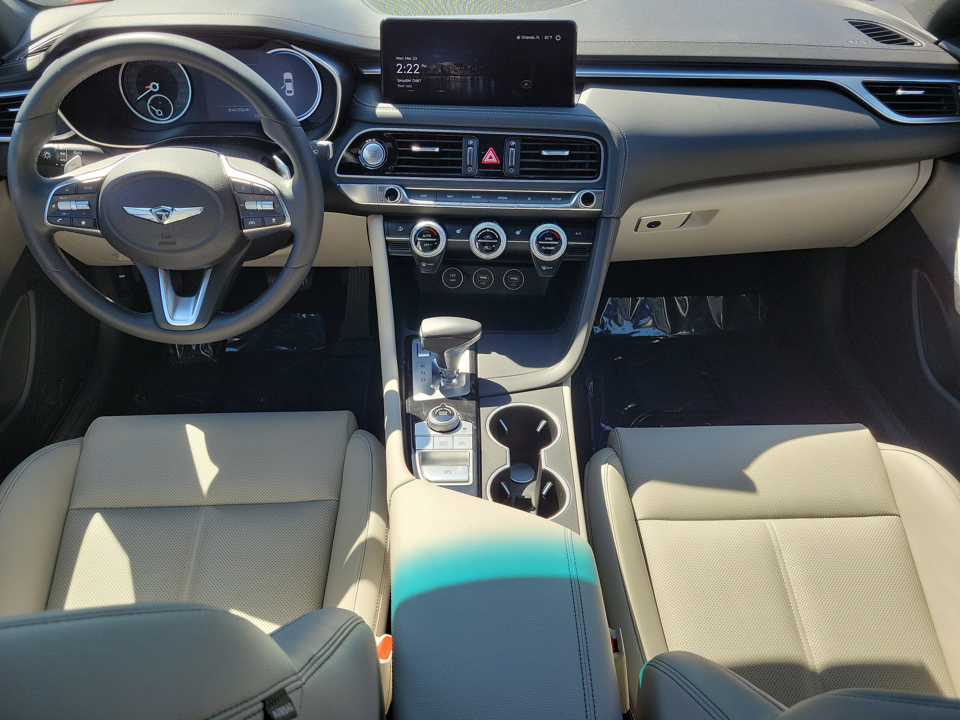 Used 2023 Genesis G70 2.0T RWD image 17