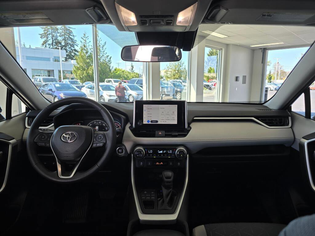 Used 2023 Toyota RAV4 XLE w/ Convenience Package AWD/4WD image 25