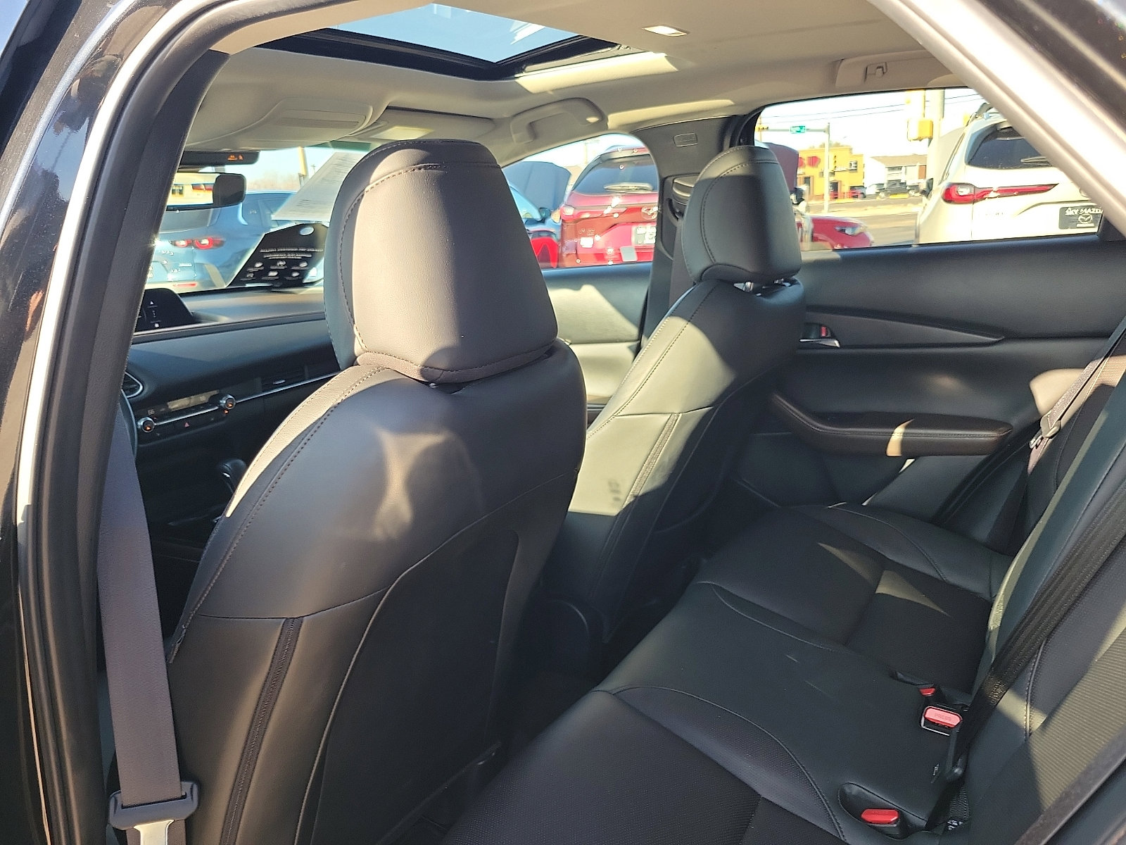 Used 2024 MAZDA CX-30 AWD 2.5 S w/ Premium Package image 11