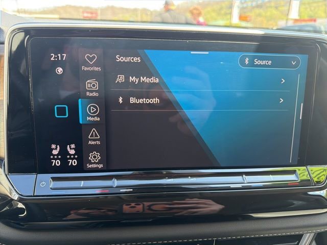 Used 2025 Volkswagen Atlas SE AWD/4WD image 26