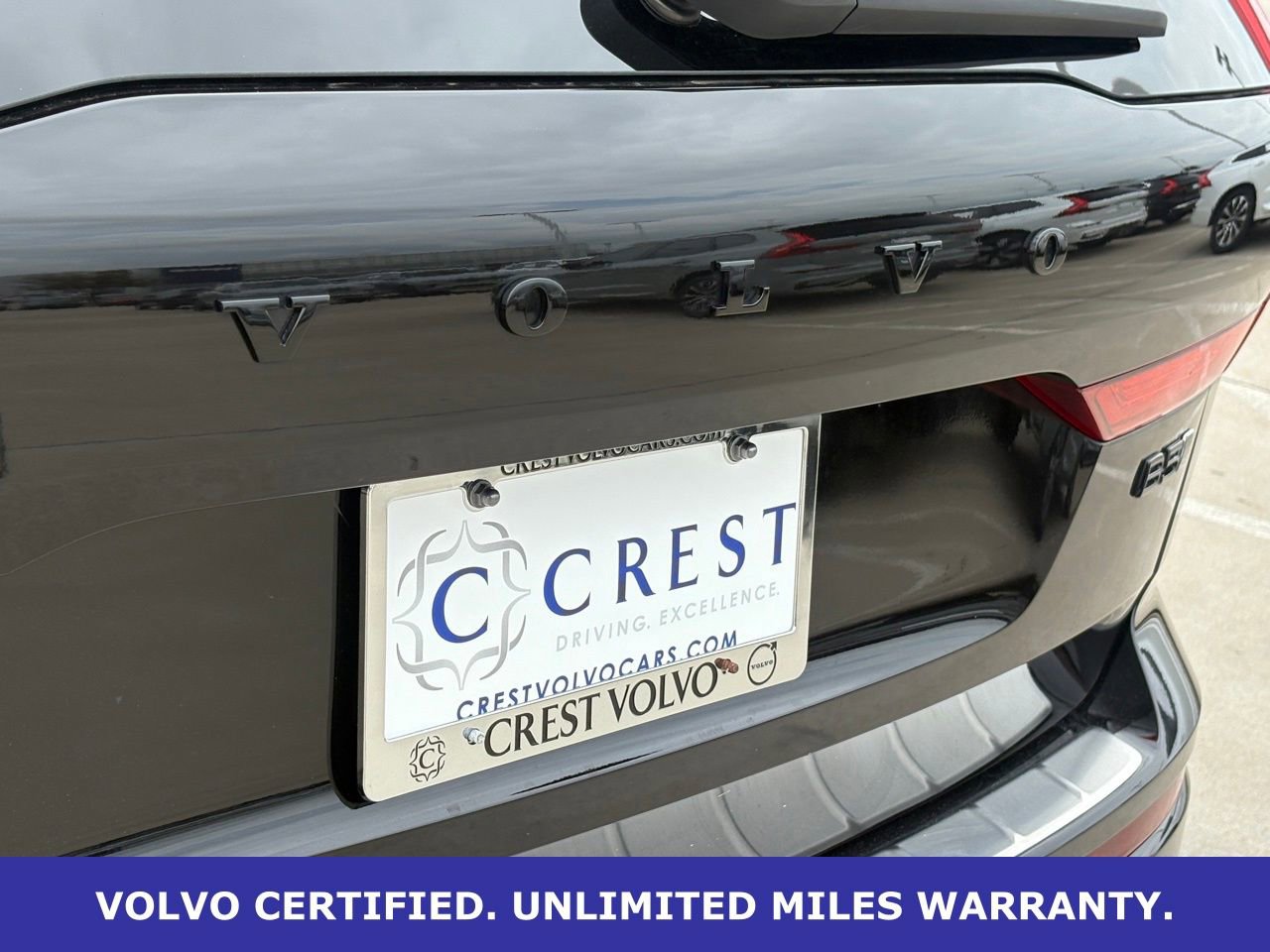 Certified 2024 Volvo XC60 B5 Ultimate w/ Protection Package Premier image 8