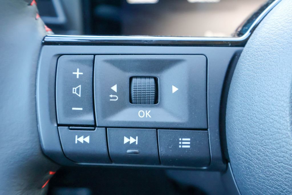 New 2026 Nissan Kicks SR image 10