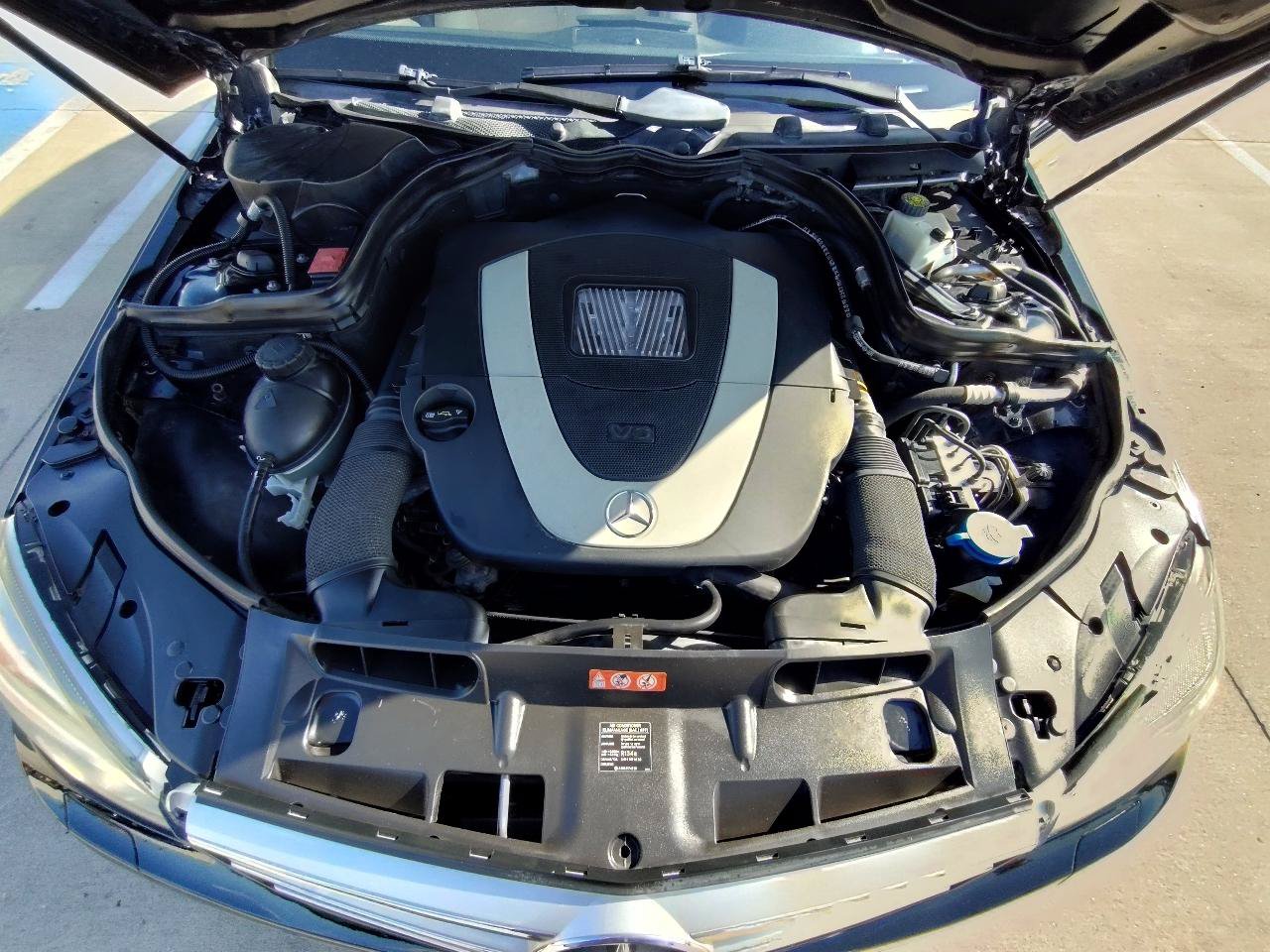 Used 2010 Mercedes-Benz C 300 Sedan image 44