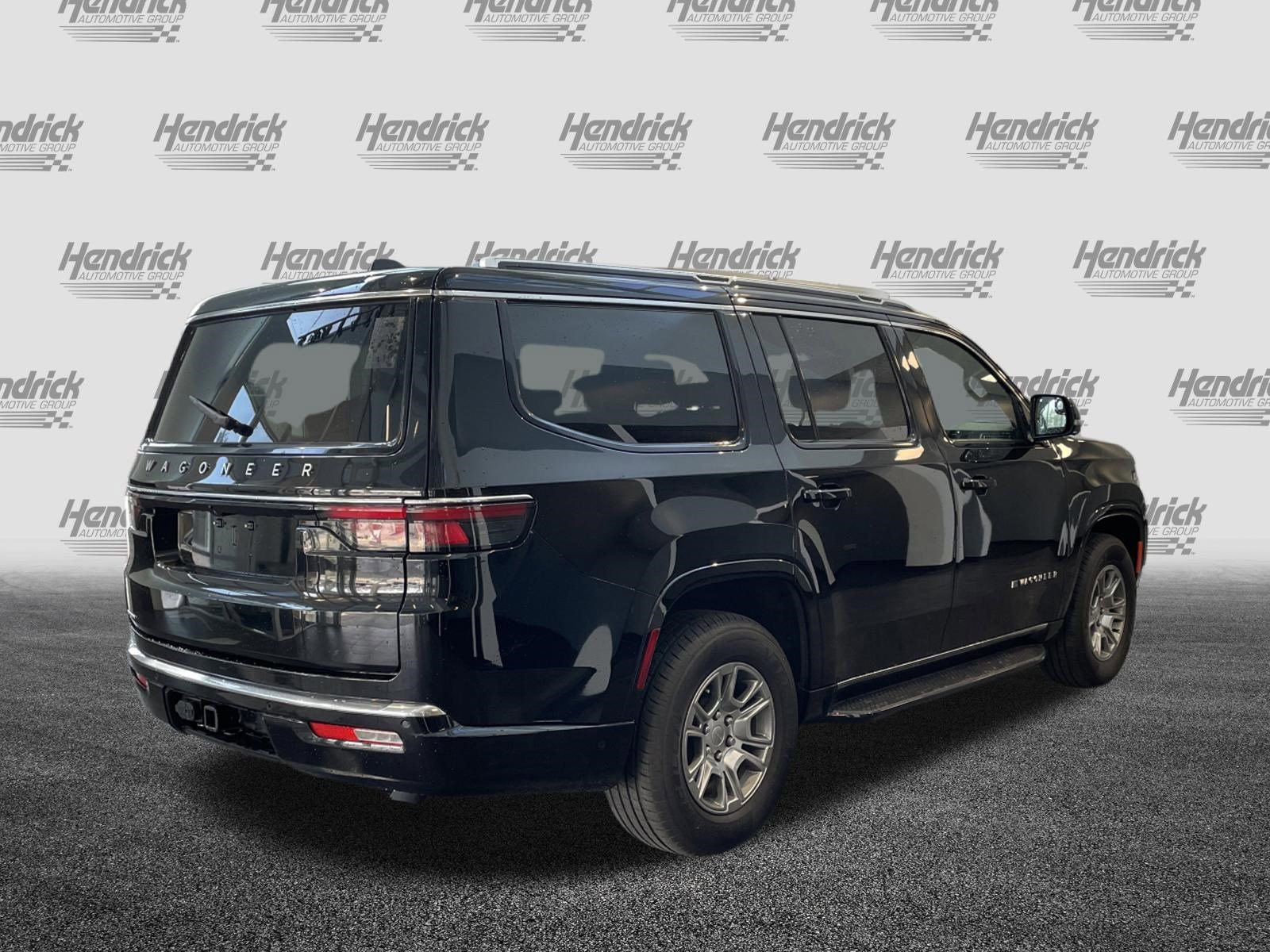 Used 2023 Jeep Wagoneer 4WD w/ Convenience Group I image 10