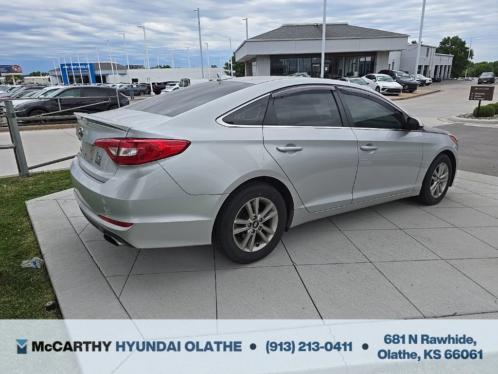 Used 2016 Hyundai Sonata SE FWD image 11