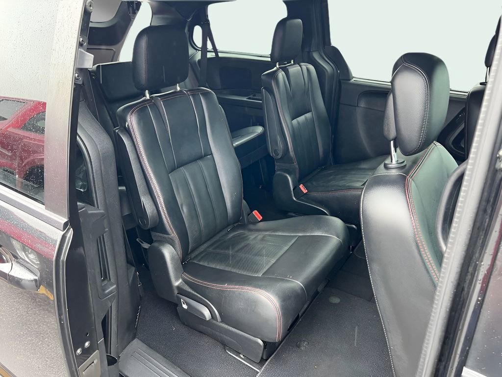 Used 2019 Dodge Grand Caravan GT FWD image 16