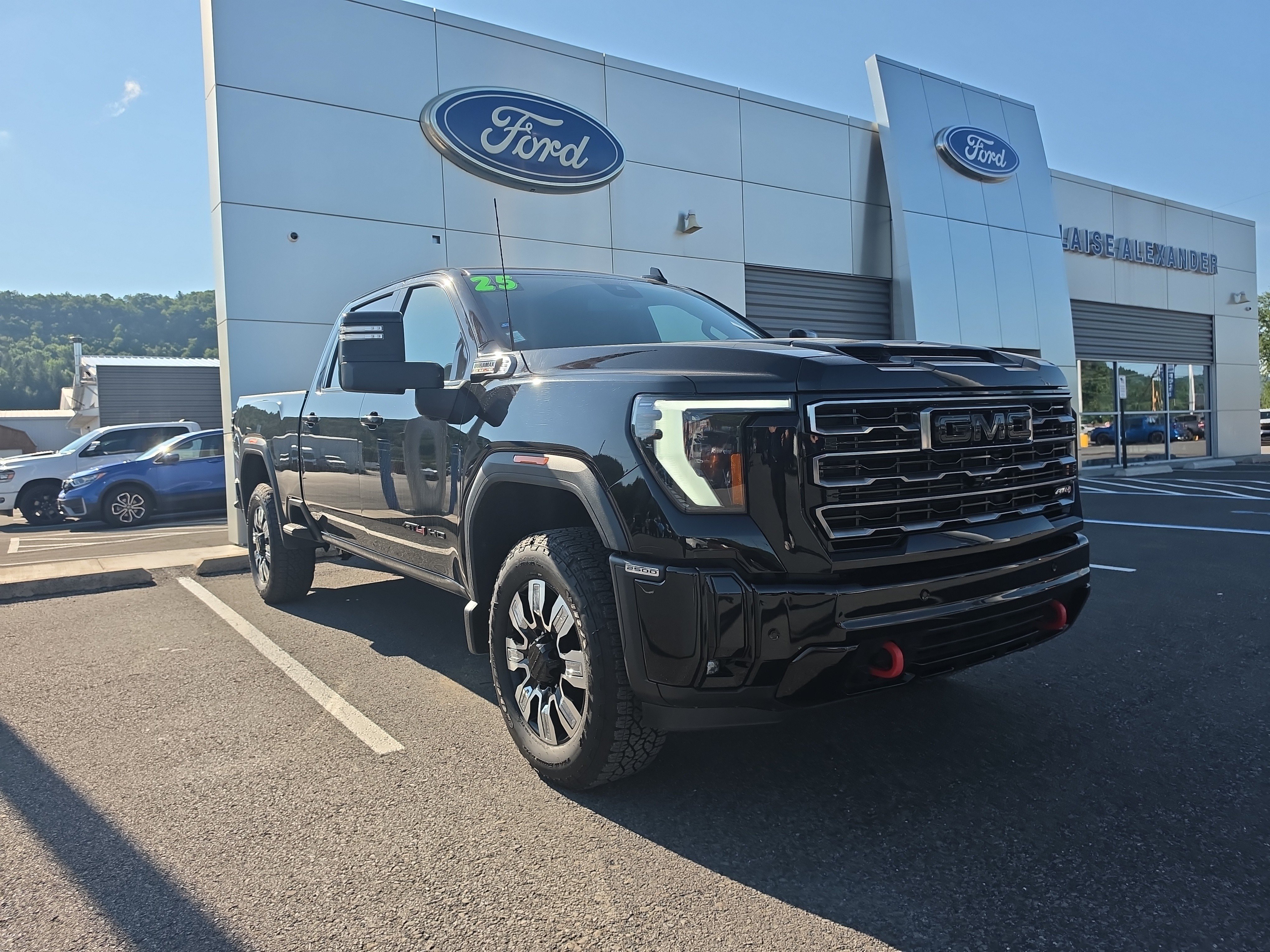 Used 2025 GMC Sierra 2500 AT4