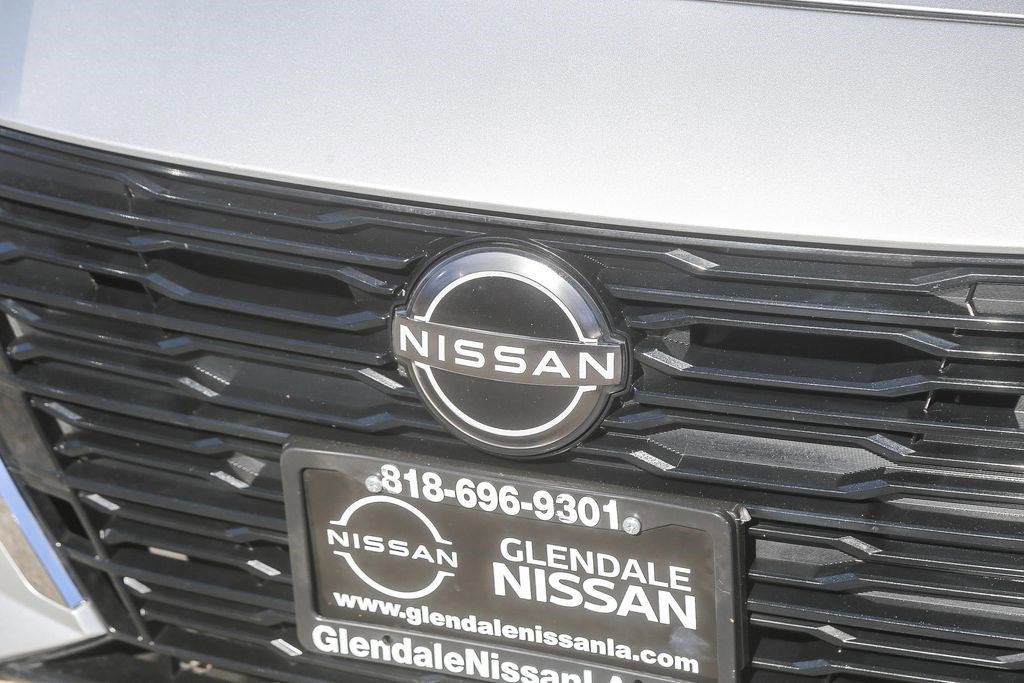 Used 2023 Nissan Altima 2.5 SV image 5