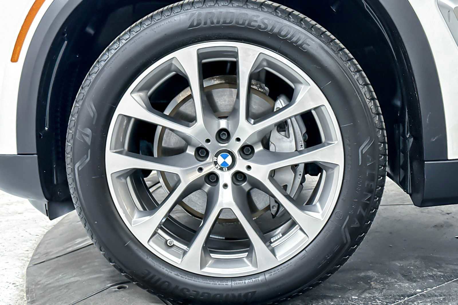 Used 2024 BMW X5 xDrive40i image 27