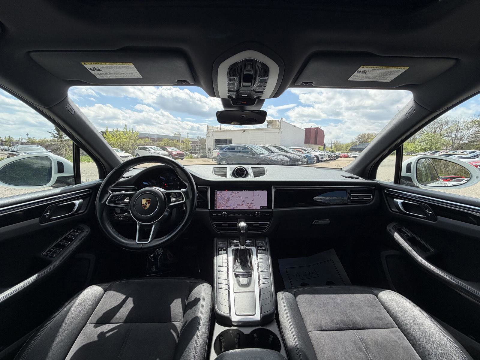 Used 2021 Porsche Macan w/ Premium Package AWD/4WD image 29