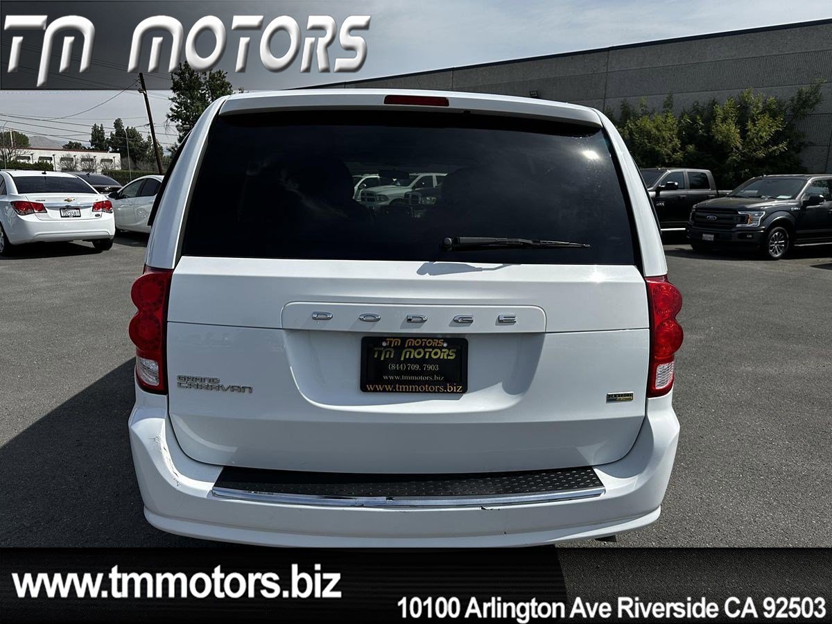 Used 2016 Dodge Grand Caravan SE w/ Quick Order Package 29E SE image 5