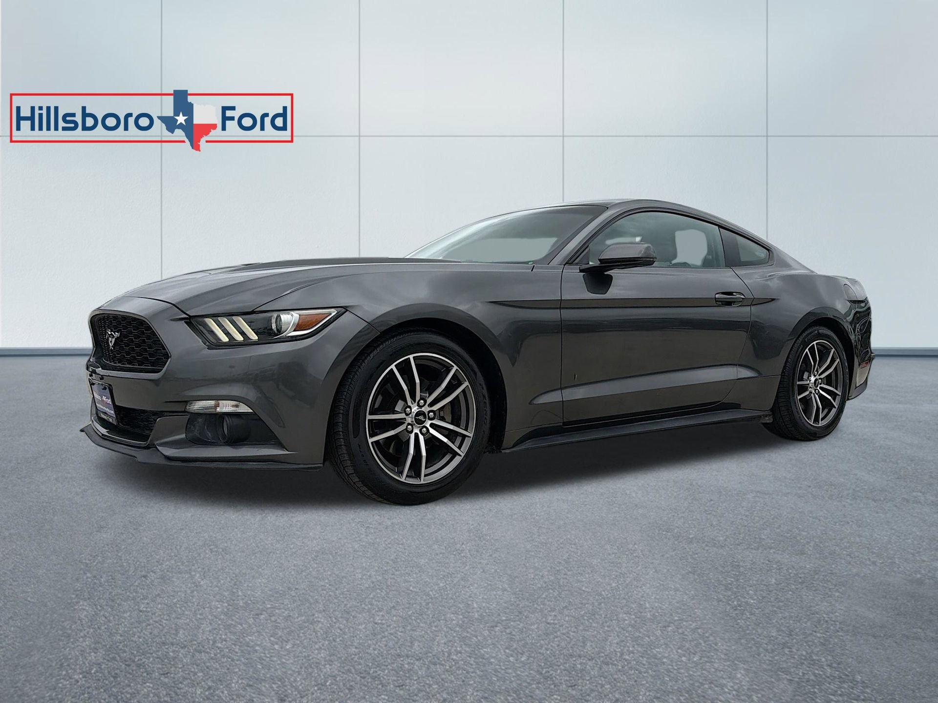 Used 2016 Ford Mustang Premium RWD image 1