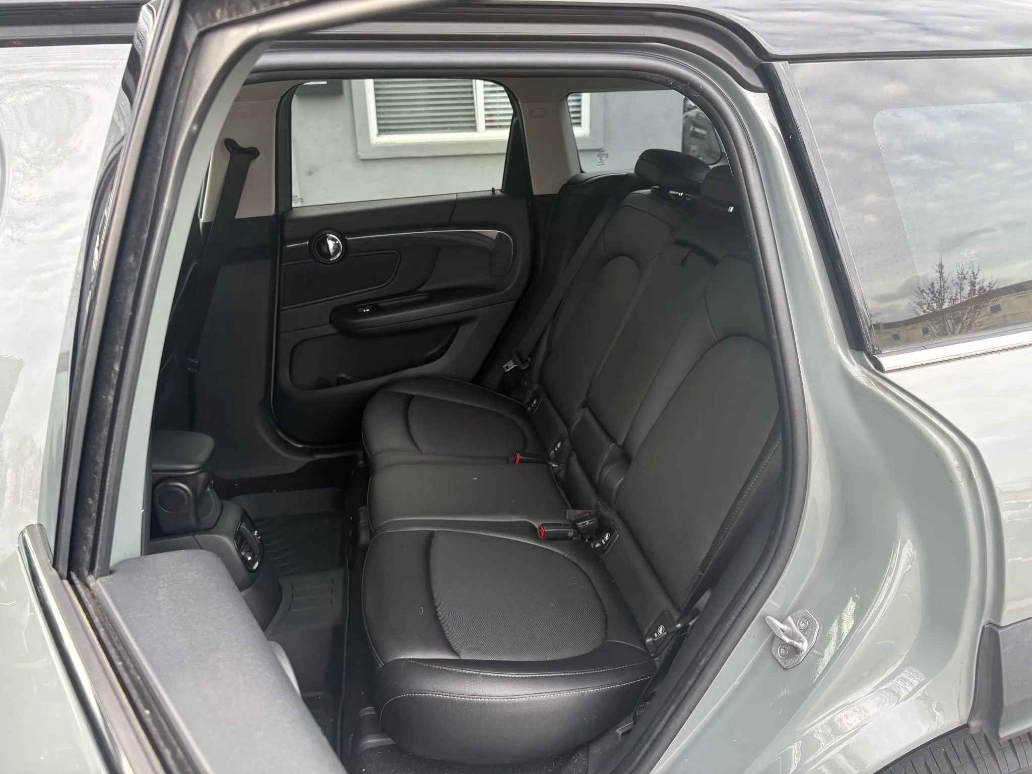 Used 2017 MINI Cooper Countryman FWD image 12