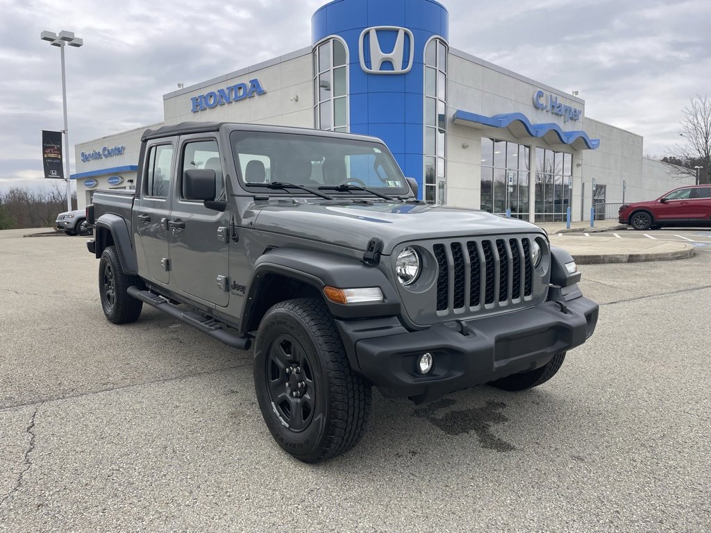 Used 2022 Jeep Gladiator Sport w/ Trailer Tow Package