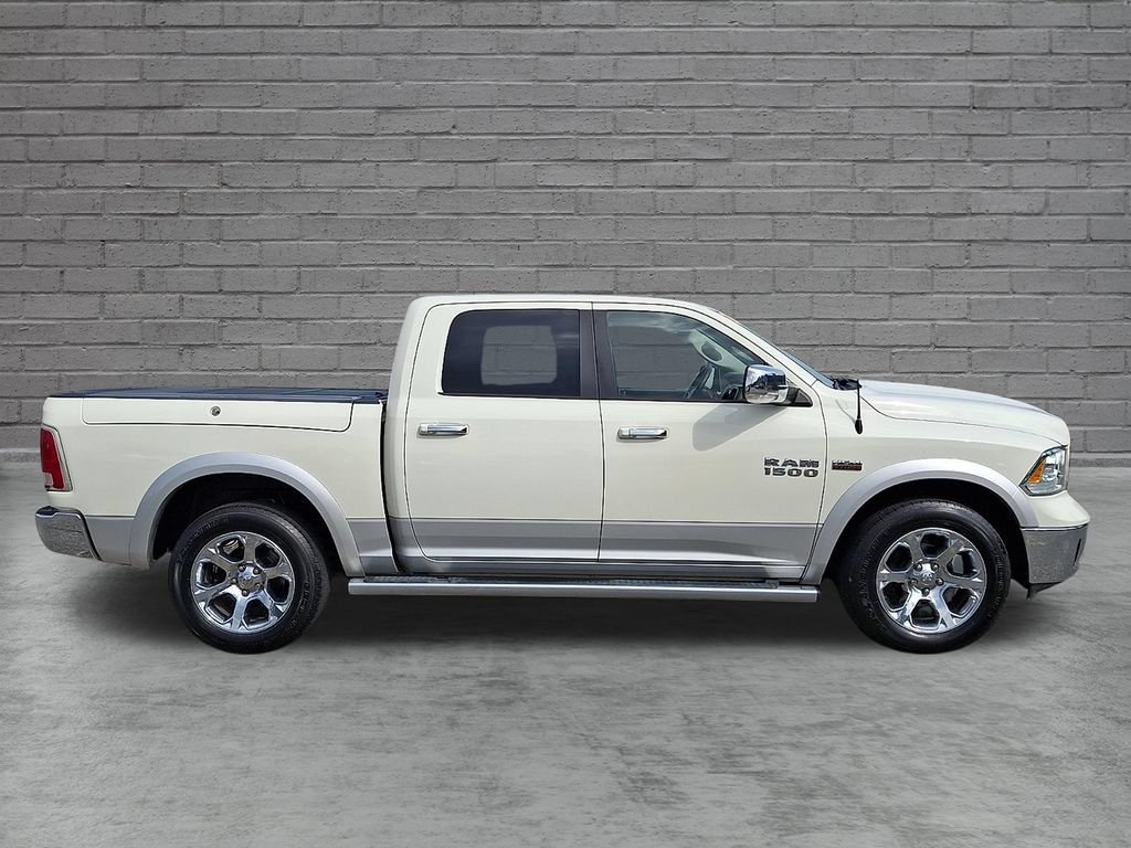 Used 2017 RAM 1500 Laramie AWD/4WD image 13