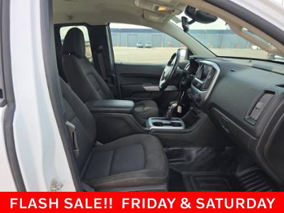 Used 2022 Chevrolet Colorado LT w/ Fleet Safety Package AWD/4WD image 12
