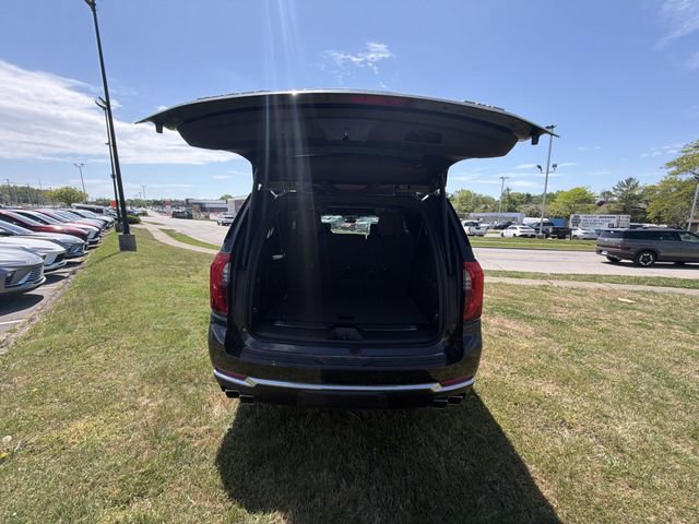 New 2026 GMC Yukon XL Denali w/ Denali Reserve Package AWD/4WD image 23