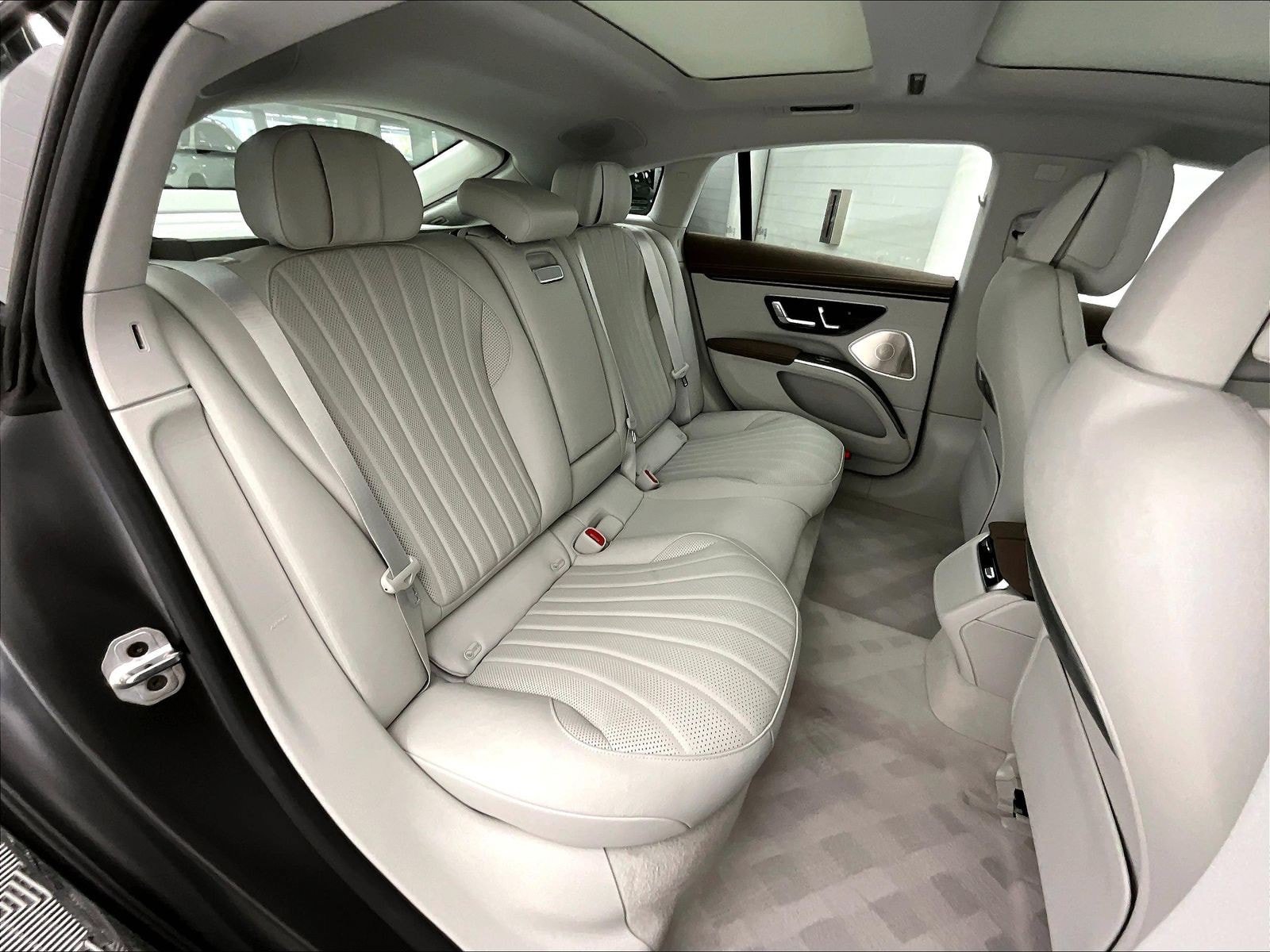 Certified 2024 Mercedes-Benz EQS 450+ Sedan image 16