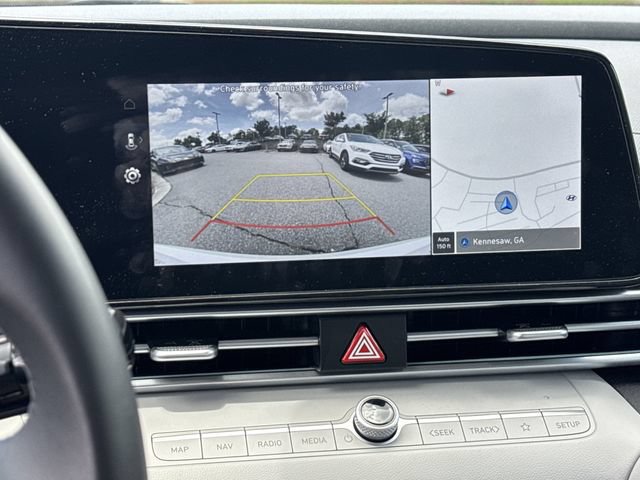 Certified 2025 Hyundai Elantra Limited FWD image 29