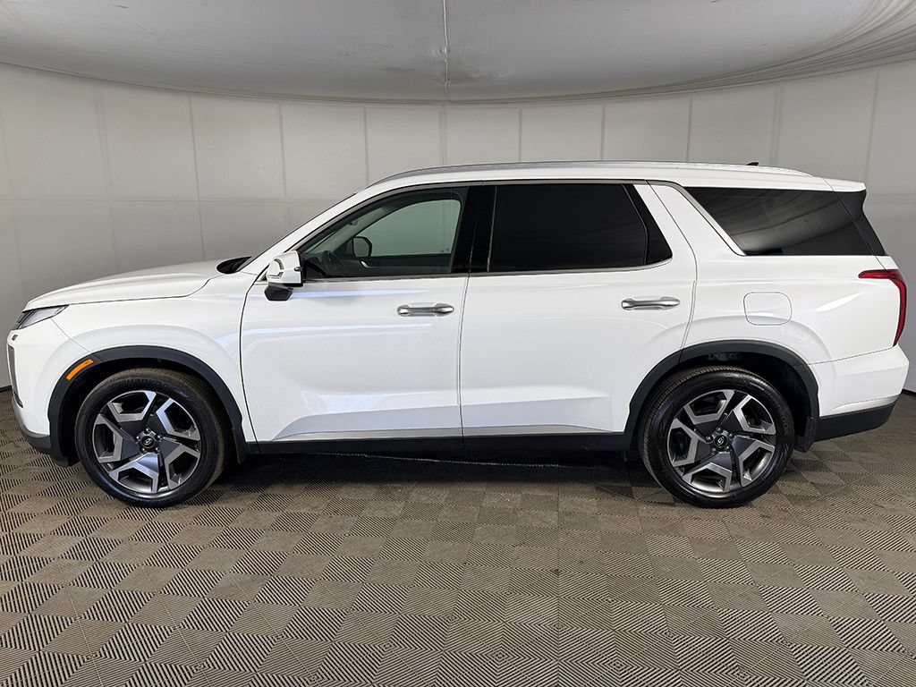 Used 2023 Hyundai Palisade SEL w/ Premium Package AWD/4WD image 19