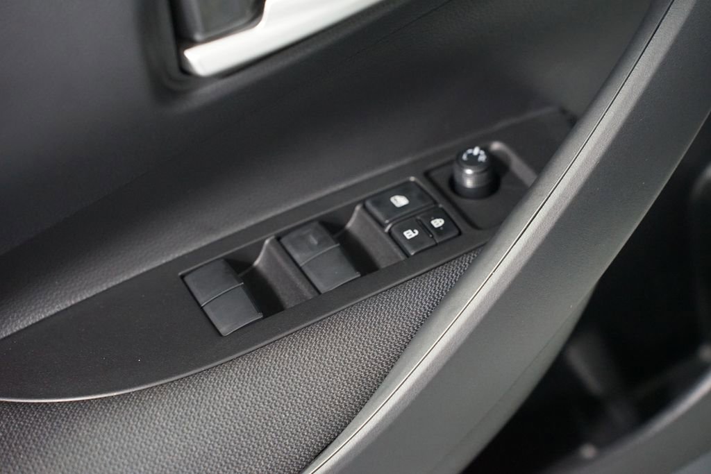 New 2026 Toyota Corolla SE FWD image 31