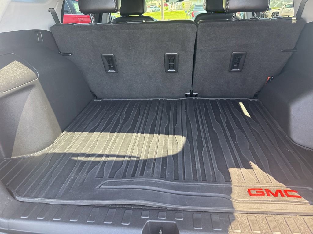 Used 2022 GMC Terrain SLT FWD image 10
