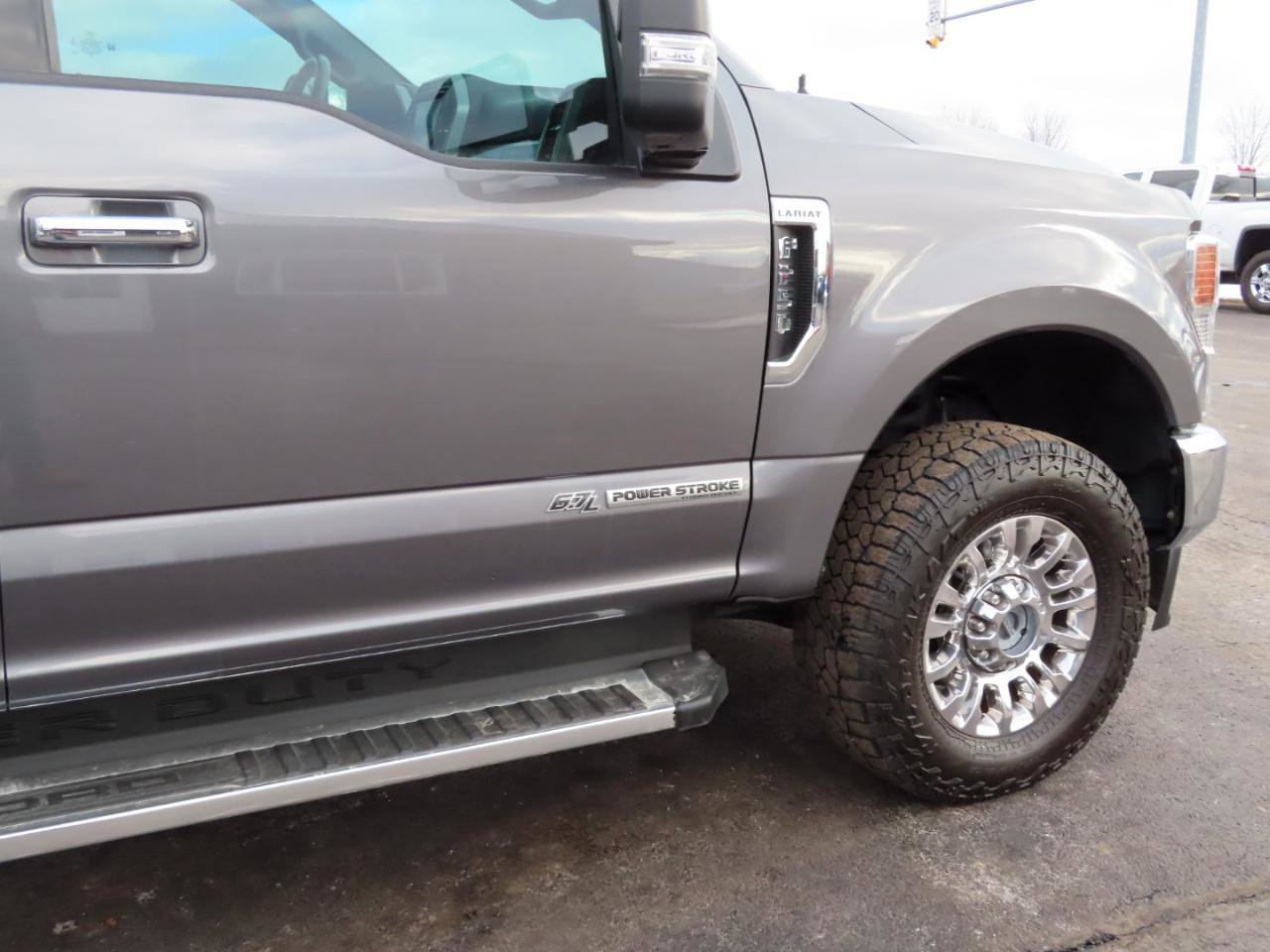 Used 2022 Ford F250 Lariat w/ Chrome Package image 24