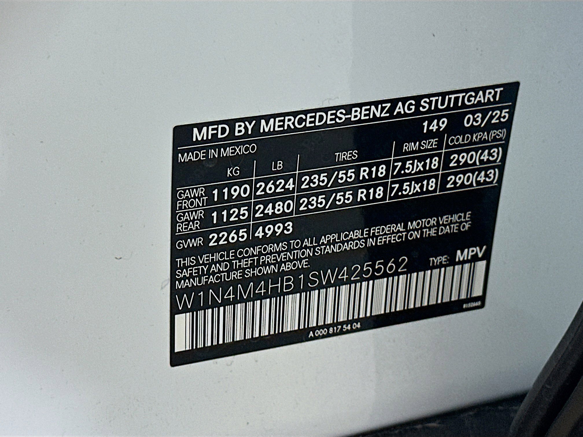 Certified 2025 Mercedes-Benz GLB 250 4MATIC image 41