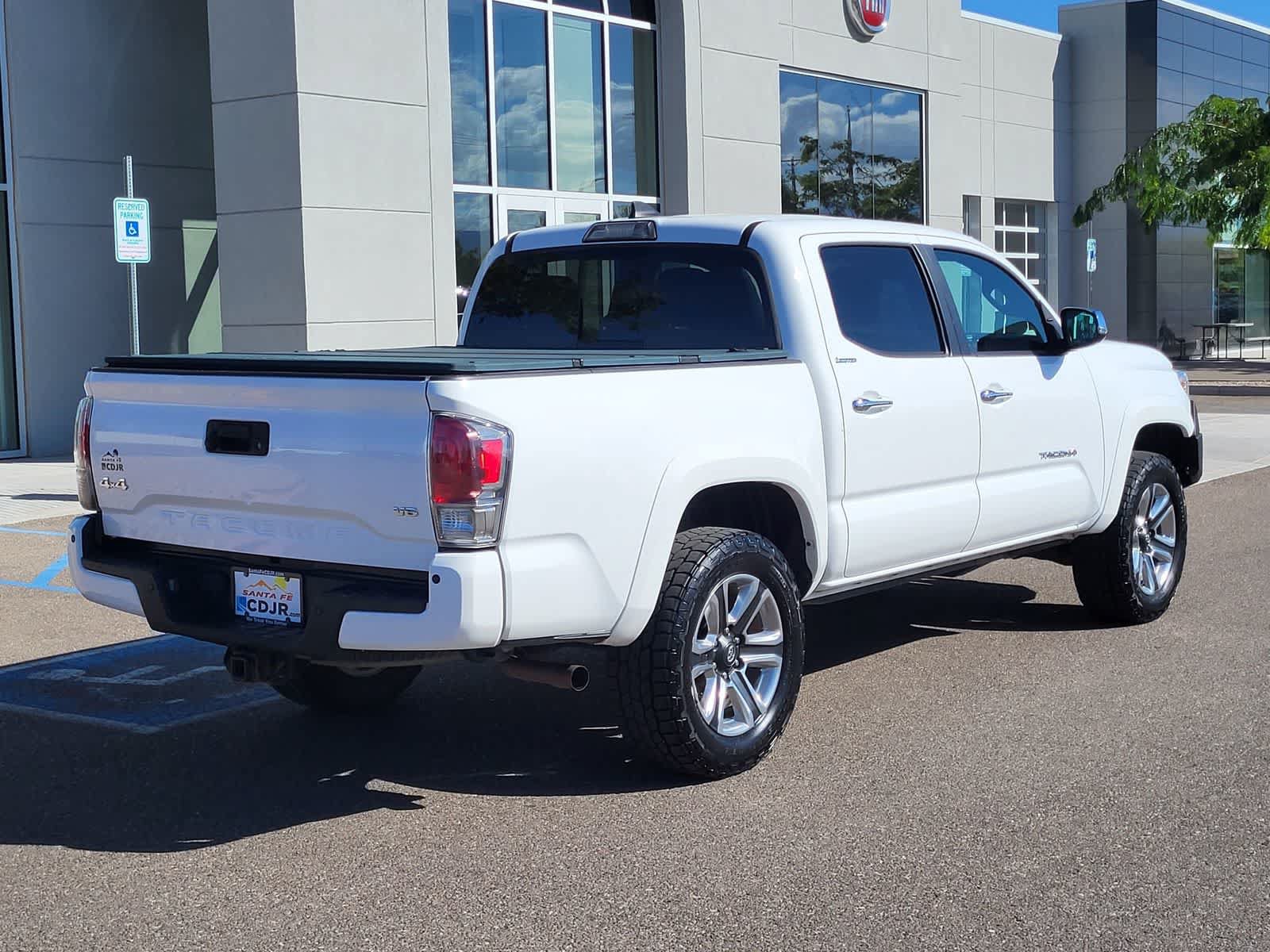 Used 2018 Toyota Tacoma Limited AWD/4WD image 5