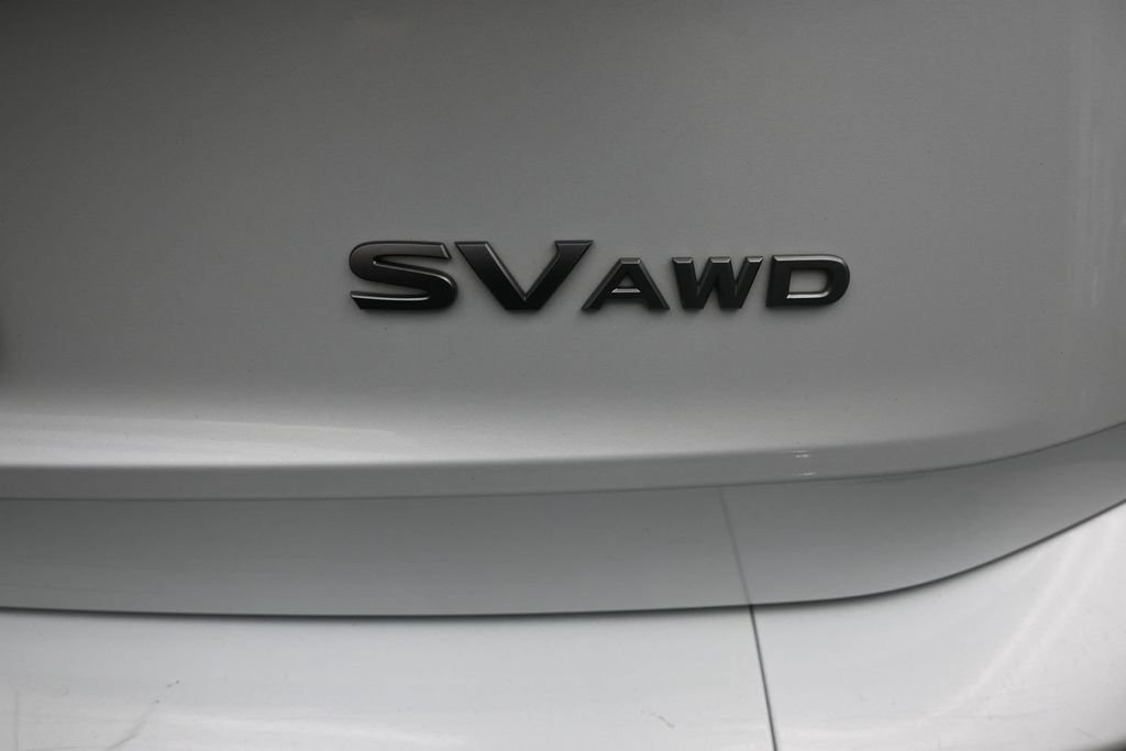 Used 2024 Nissan Rogue SV AWD/4WD image 10