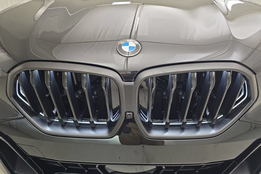 New 2027 BMW X6 xDrive40i w/ Executive Package AWD/4WD image 29
