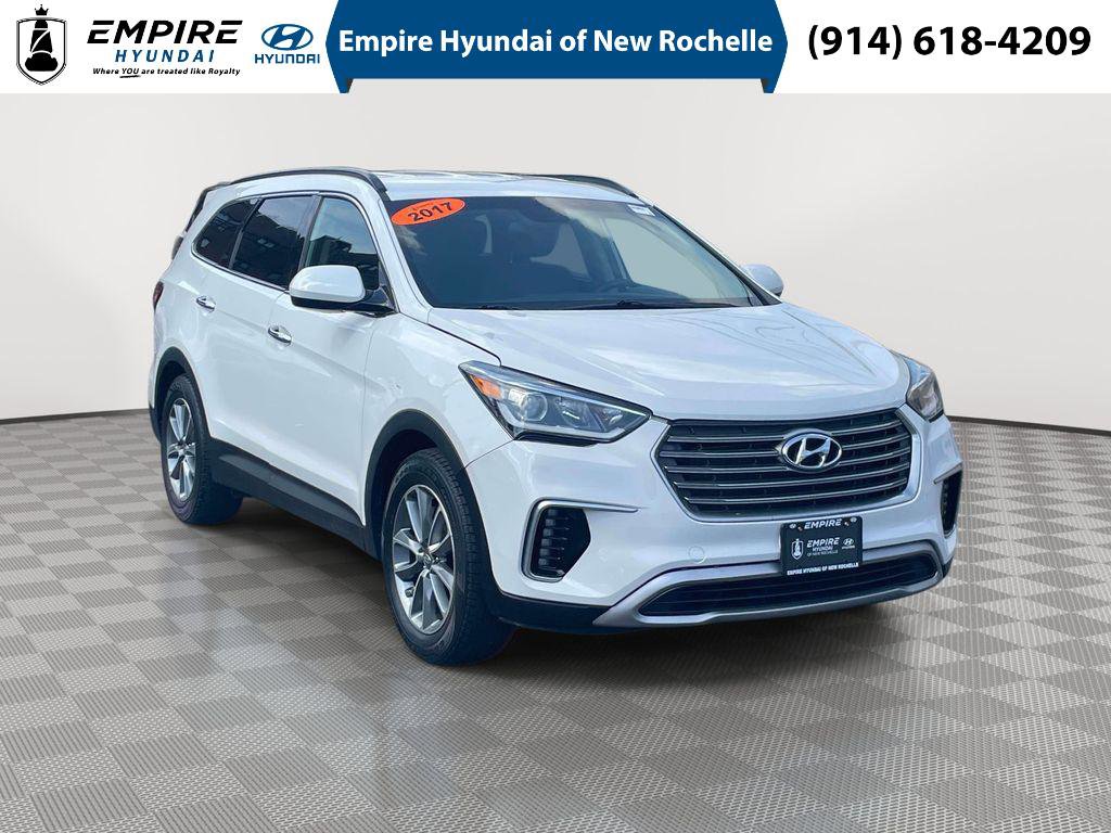 Used 2017 Hyundai Santa Fe SE image 1