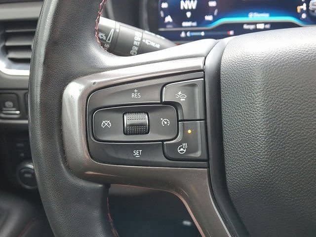 Used 2023 Chevrolet Suburban RST w/ Sport Performance Package AWD/4WD image 23