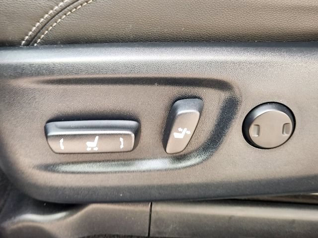 Used 2019 Toyota 4Runner SR5 Premium AWD/4WD image 31