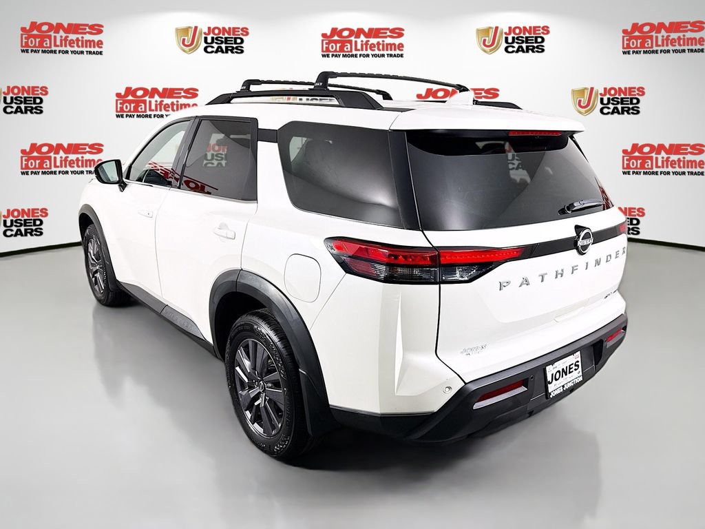 Certified 2022 Nissan Pathfinder SV AWD/4WD image 2