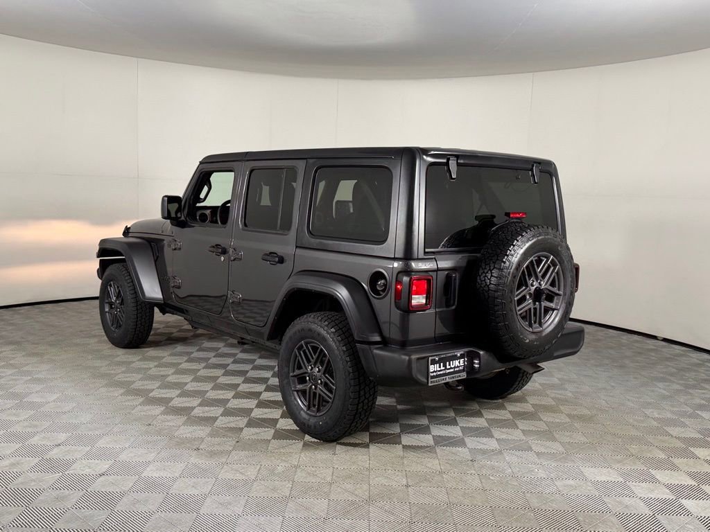 Used 2025 Jeep Wrangler Sport S image 8
