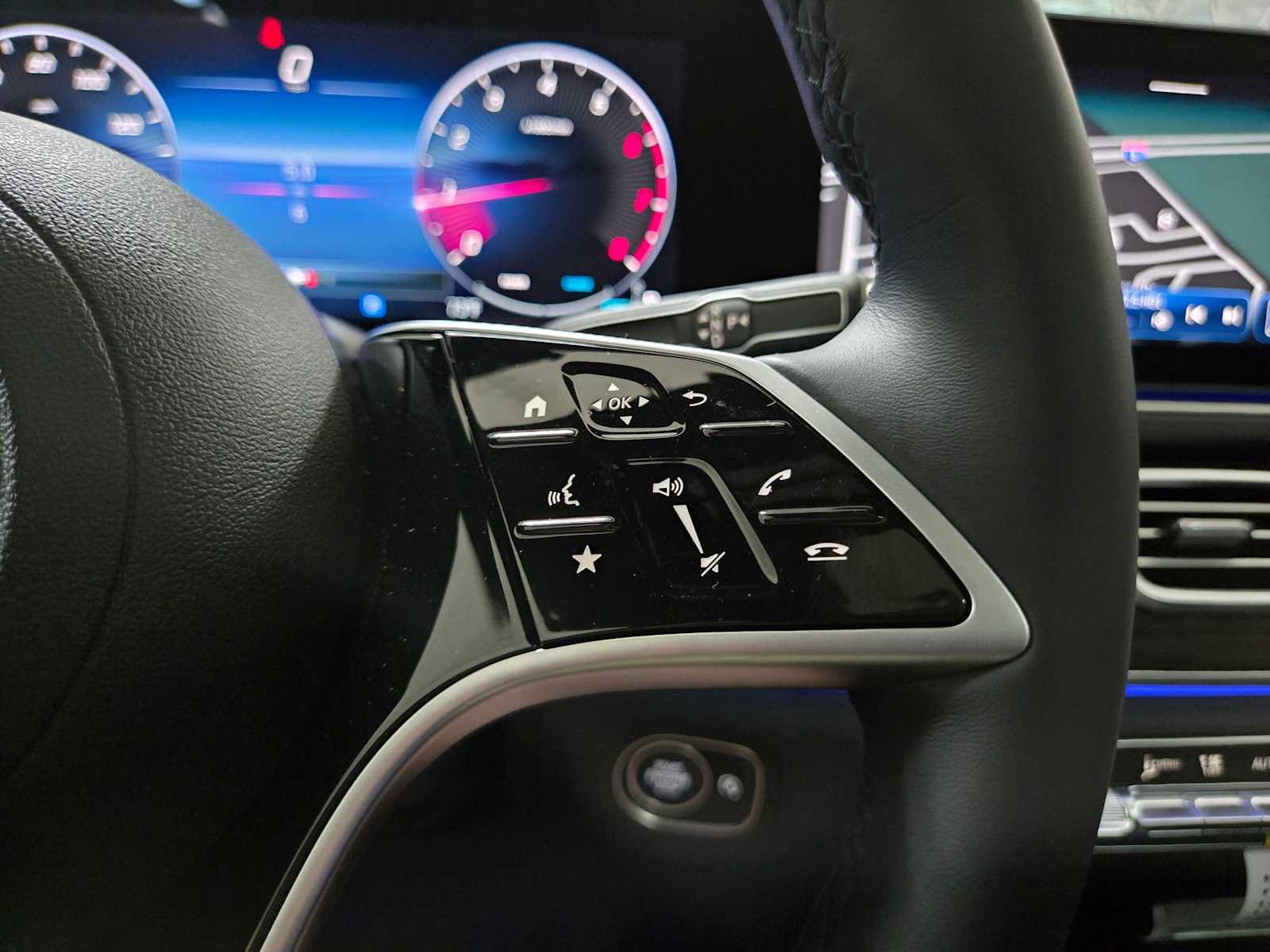 New 2026 Mercedes-Benz GLE 450 4MATIC Coupe image 32