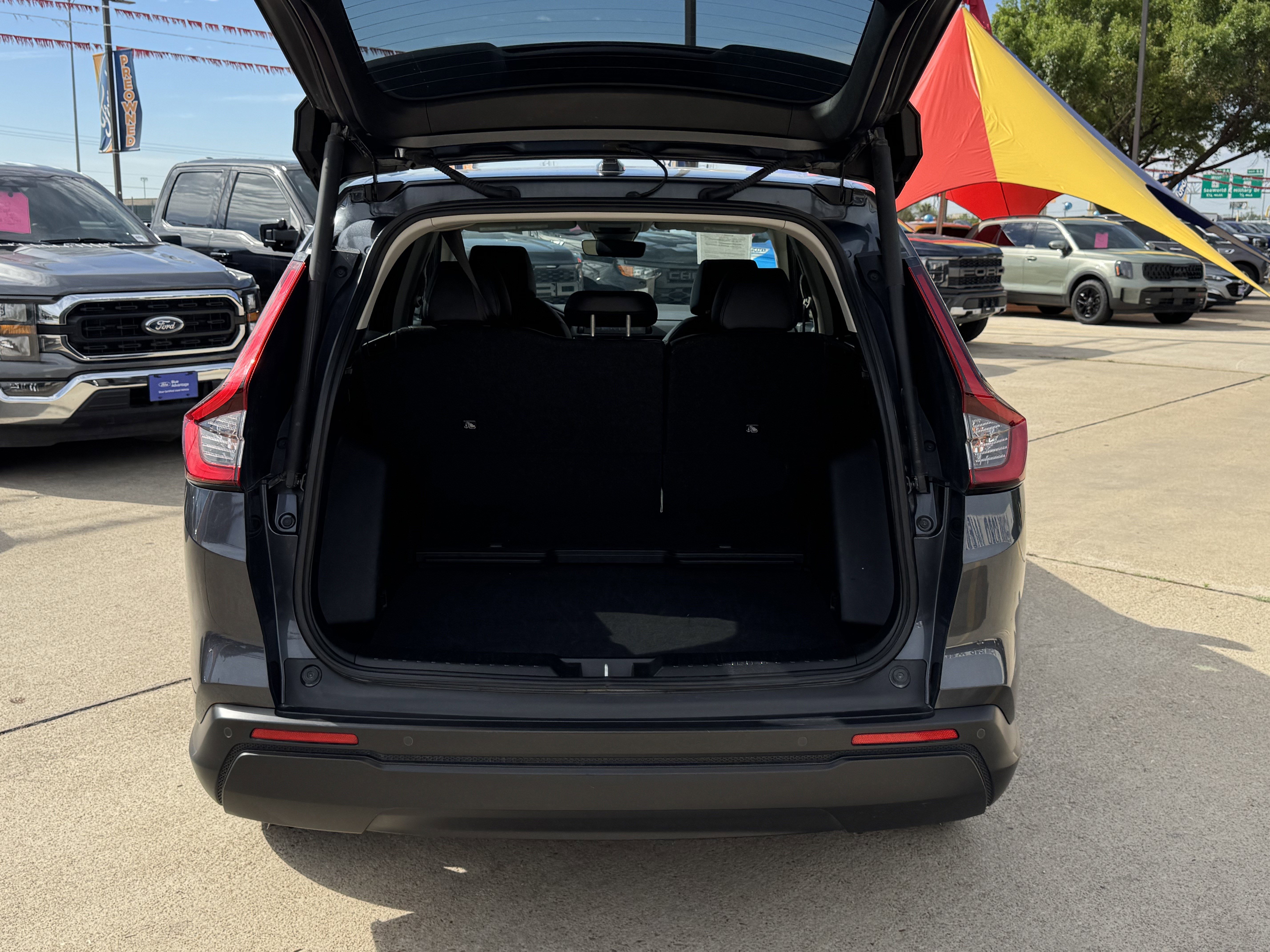 Used 2025 Honda CR-V EX-L image 8