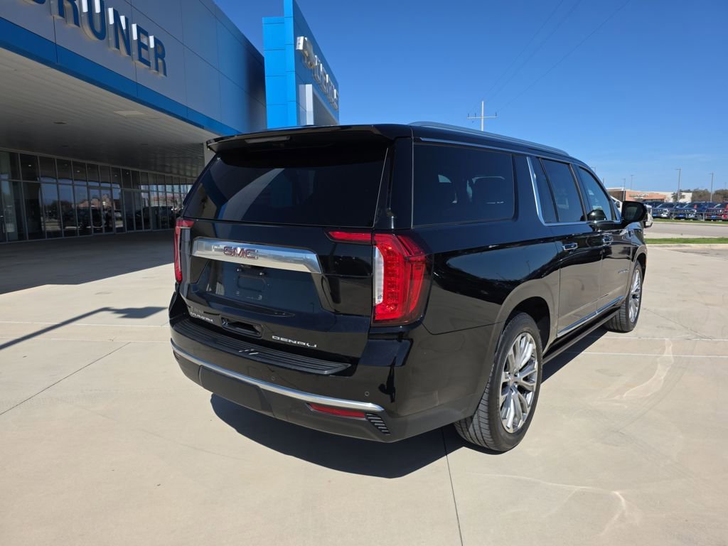 Used 2021 GMC Yukon XL Denali w/ Denali Ultimate Package image 22