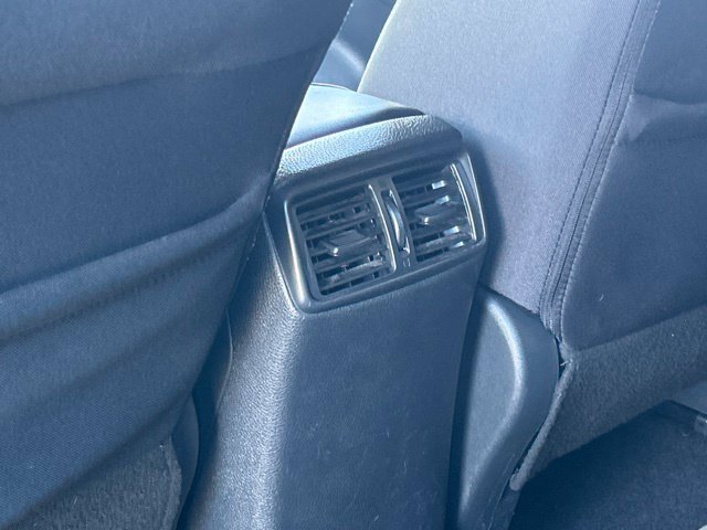 Used 2018 Nissan Rogue SV AWD/4WD image 29