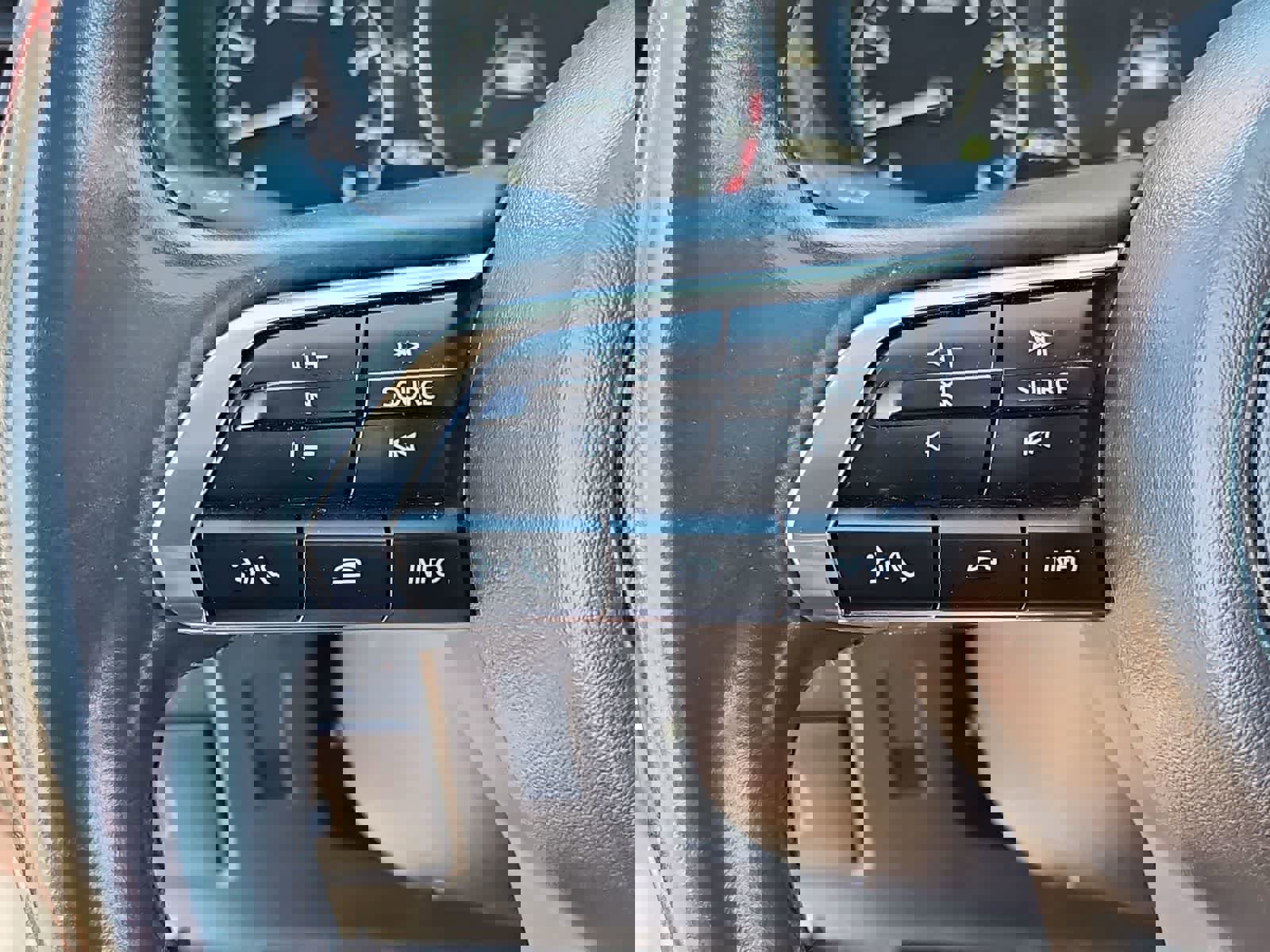 Used 2024 MAZDA MAZDA3 s image 23