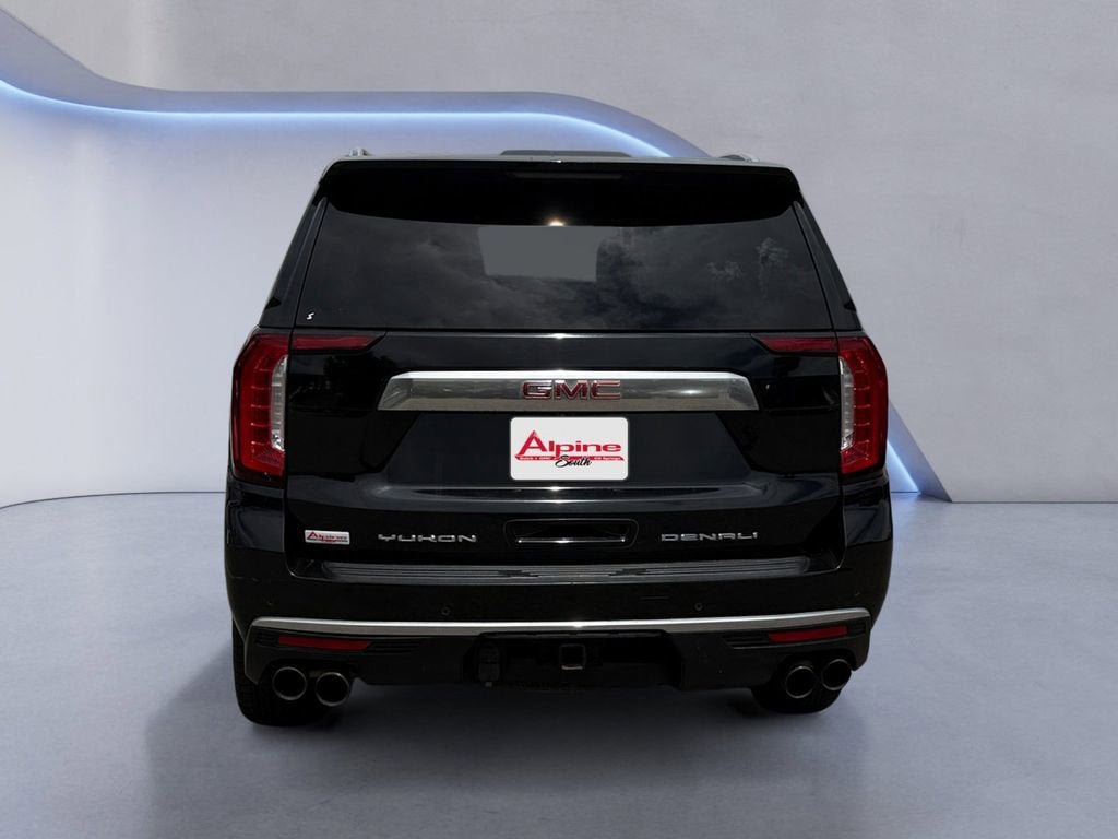 Used 2021 GMC Yukon Denali w/ Denali Premium Package AWD/4WD image 4