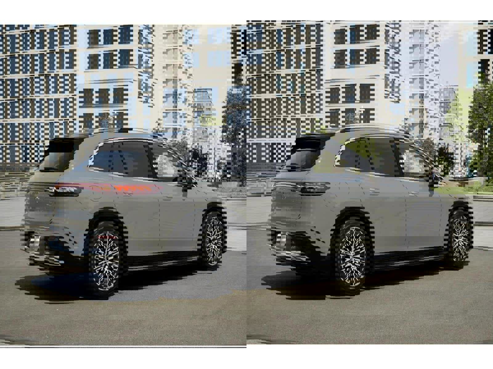 New 2026 Mercedes-Benz EQS 400 4MATIC SUV image 18