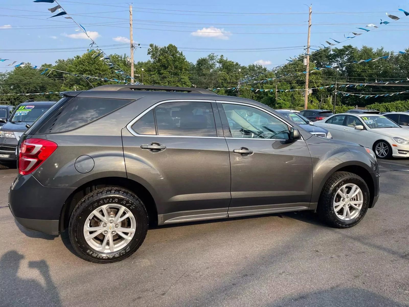 Used 2017 Chevrolet Equinox LT w/ Convenience Package image 23