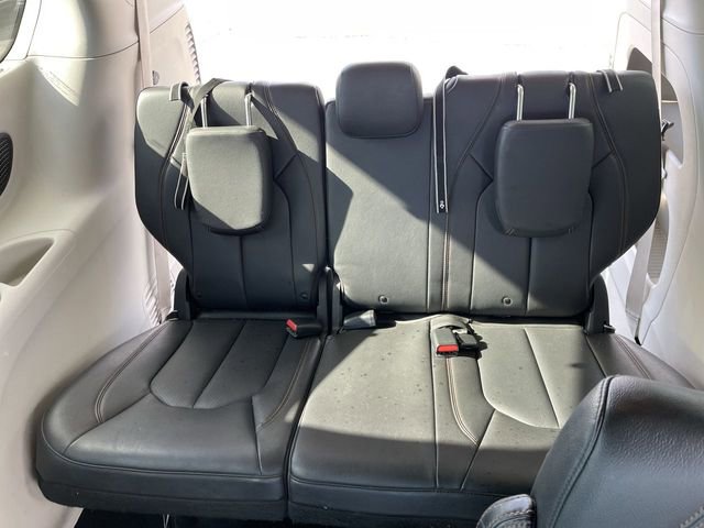 Used 2019 Chrysler Pacifica Touring-L Plus w/ Advanced Safetytec Group image 23
