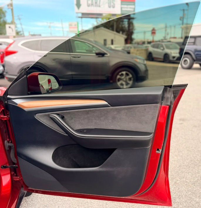 Used 2024 Tesla Model Y Performance AWD/4WD image 23